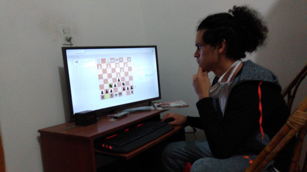 Ajedrez: Alvear mantuvo la categoría
