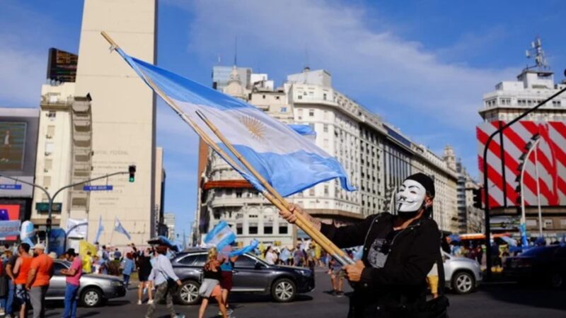 Banderazo del 8N: protestas en distintos puntos del país contra el Gobierno