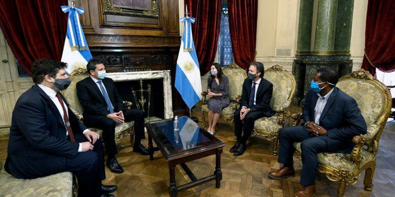 Massa al FMI: “No le pueden pedir al que quiere pagar lo que no le exigieron al que pidió la plata”