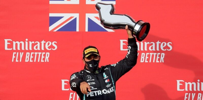 Triunfo para Lewis y título de Mercedes en Imola