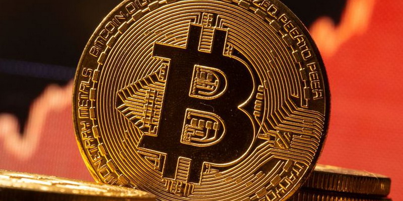 Fuerte suba de Bitcoin: supera los u$s44.000 y alcanza nuevo máximo desde abril 2022