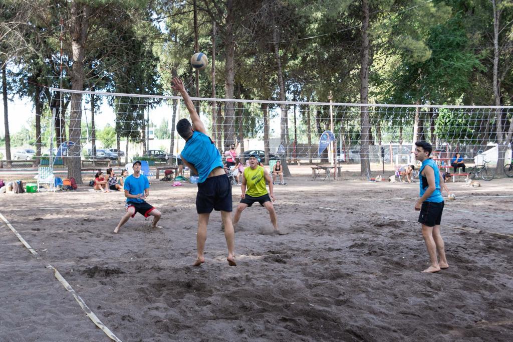 Comenzó a jugarse el torneo de Beach Vóley