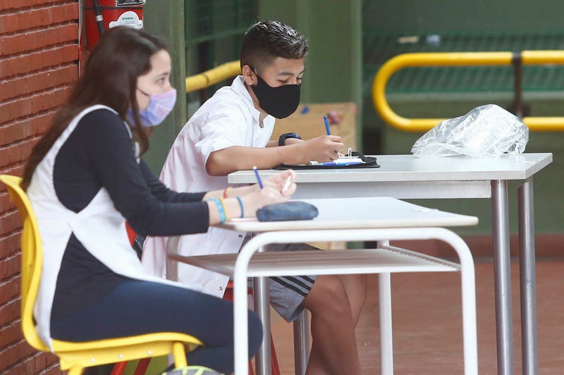 Los gremios lanzan advertencias y ya peligra el inicio de clases