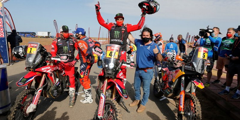 Histórico: el argentino Kevin Benavides ganó el Rally Dakar en la categoría motos
