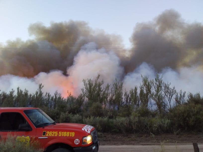 Fin de semana con incendios de malezas