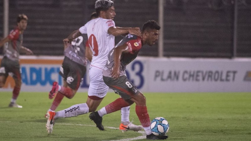 Huracán Las Heras dio el golpe ante Arsenal en la Copa Argentina