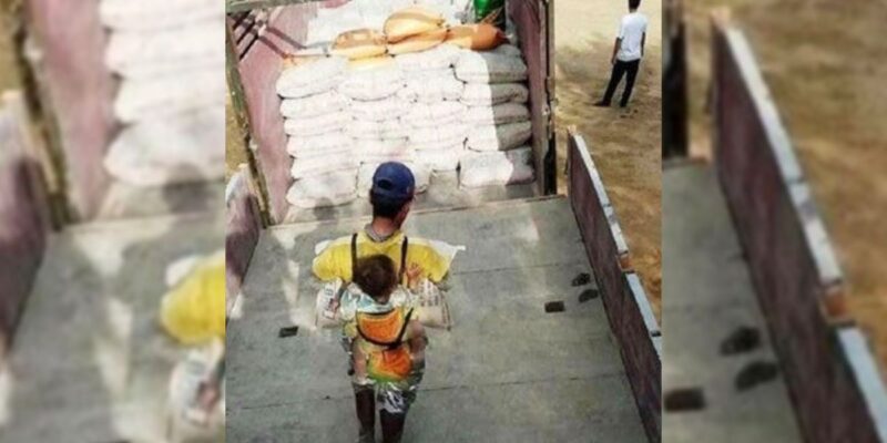 Es albañil , quedó viudo y lleva a su bebé a la obra para no dejarlo solo