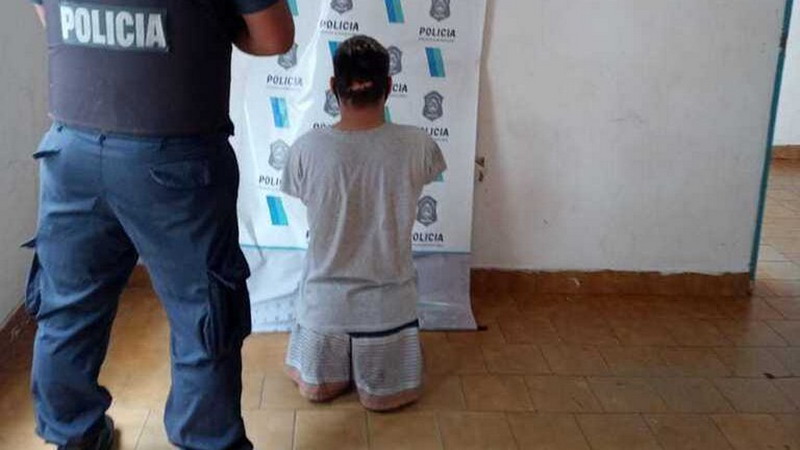 Argentina: de la estupidez a la locura, las PASO y un ladrón sin brazos ni piernas por Jorge Grispo