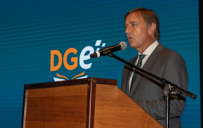 Rodolfo Suárez: “La presencialidad es una de las alternativas más sólidas para soslayar la brecha y la inequidad social y educativa”