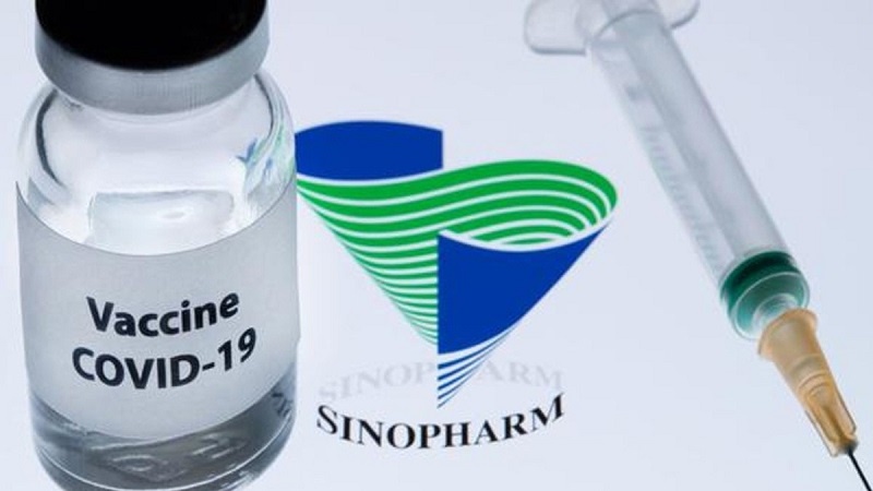 Autorizaron la vacuna china de Sinopharm y este jueves llegan un millón de dosis