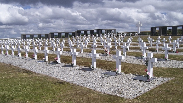 Las tres carillas escritas a mano que podrían haber cambiado la historia que llevó a la guerra de Malvinas