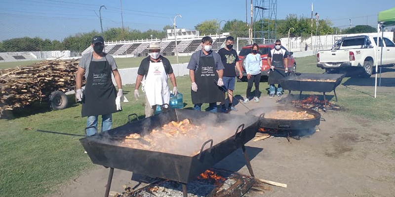 Cocineros Alvearenses reunieron más de 200 mil pesos para Mateo