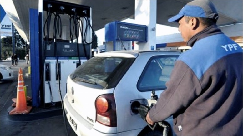 Desde este martes, YPF aumenta el precio de las naftas y el gasoil