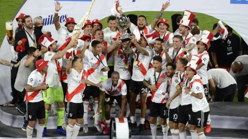 River humilló a Racing y sumó otra estrella