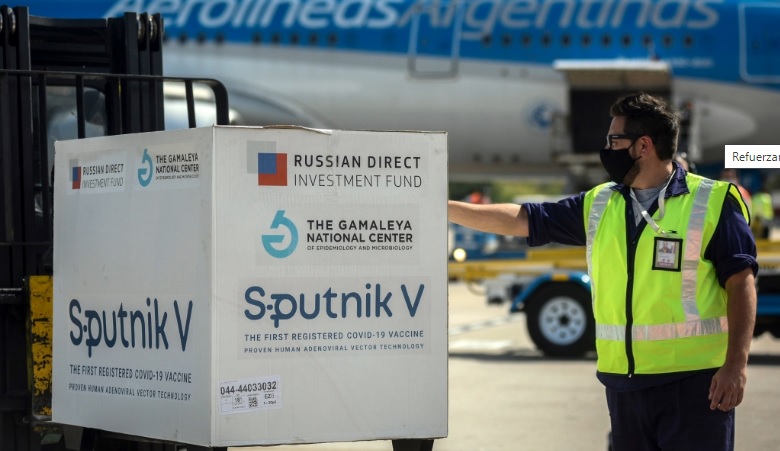 Llegó un nuevo vuelo de Aerolíneas Argentinas con 500 mil dosis de vacunas Sputnik V