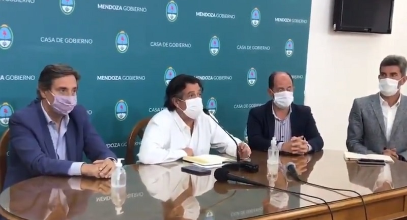 Restringen la circulación en Mendoza