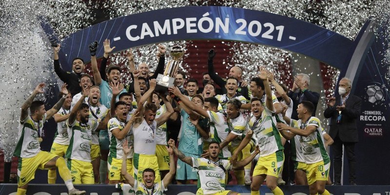 Defensa y Justicia, un campeón heroico