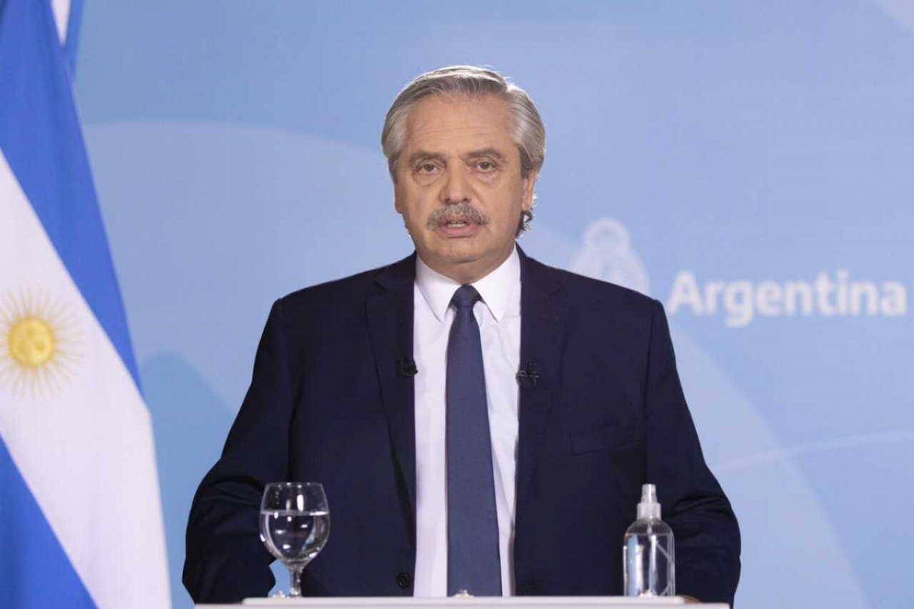 El Gobierno publicó el DNU por el que rige el confinamiento estricto