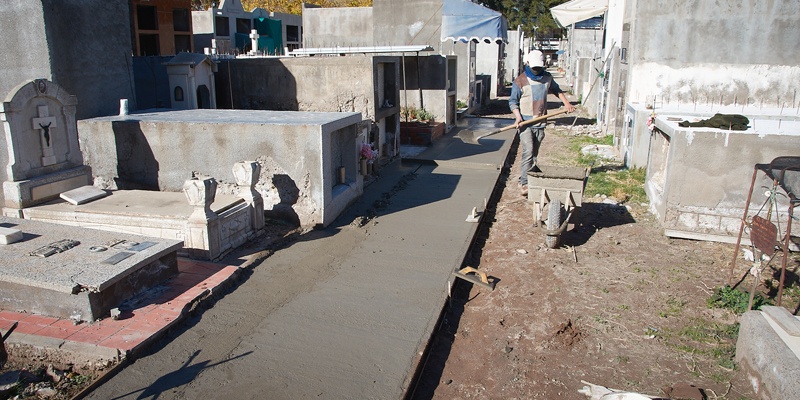 Continúan las obras en el cementerio de Ciudad