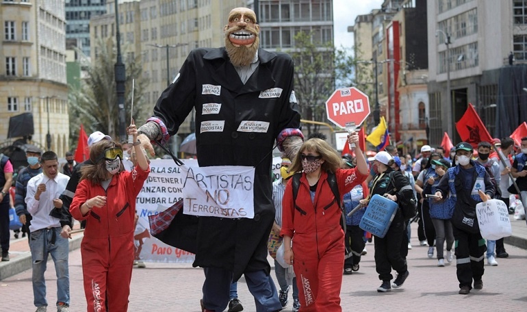 Imponentes movilizaciones en todo Colombia