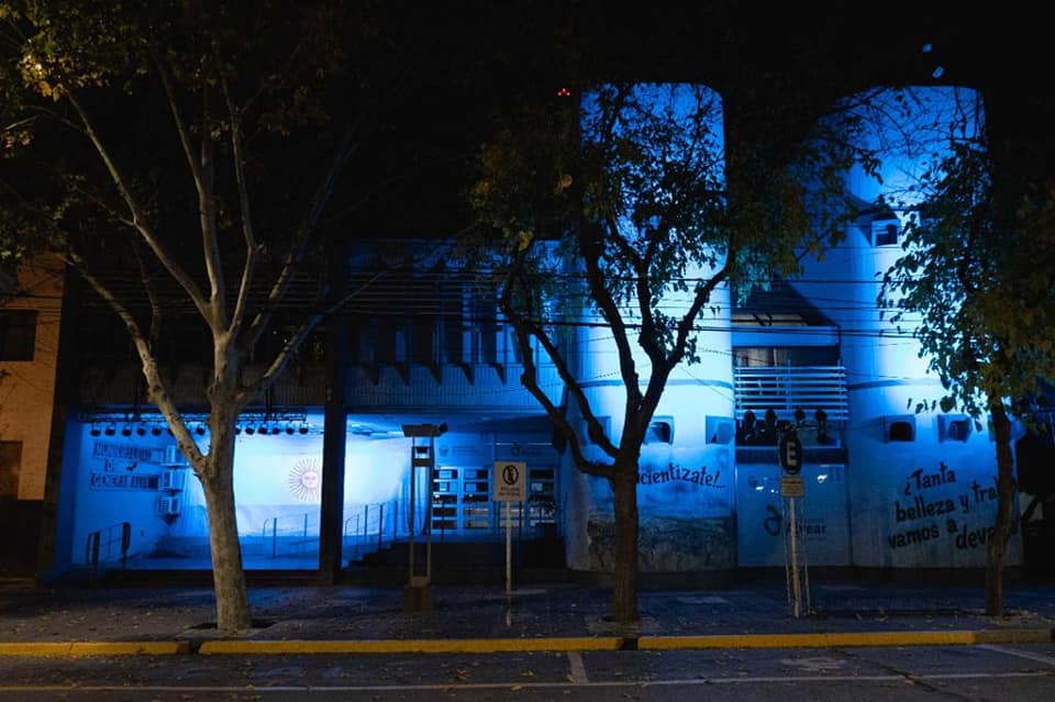 Alvear se pintó de azul en este 25 de Mayo