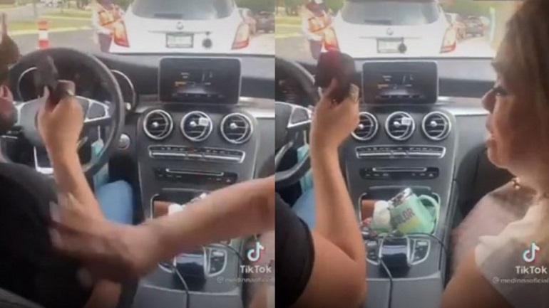 Engañó a su mamá para llevarla a vacunarse: le dijo que iba a un recital de Chayanne