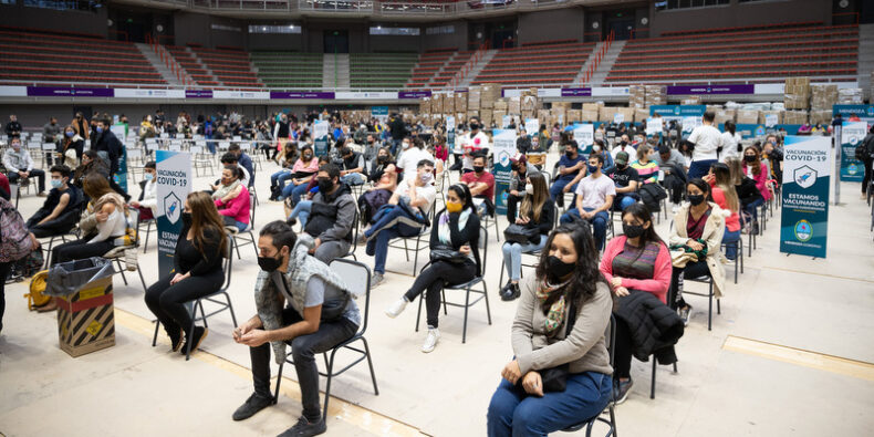 Son más de 42.000 los docentes vacunados en Mendoza