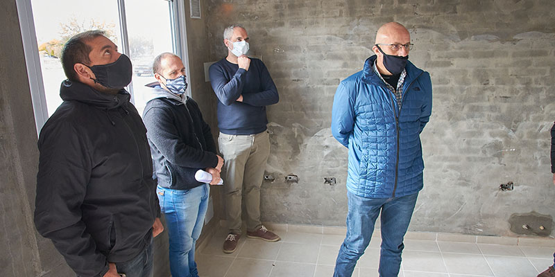 Los adjudicatarios del Barrio Alimentación V recorrieron la obra