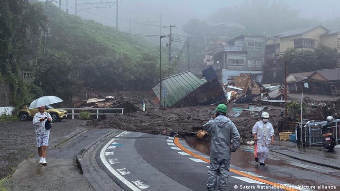 Impactantes imágenes de un alud en Japón: al menos 19 desaparecidos