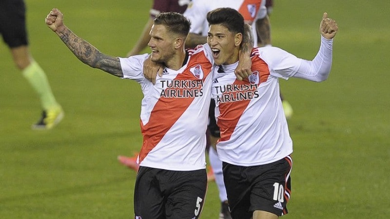 Sólido triunfo de River ante el puntero Lanus