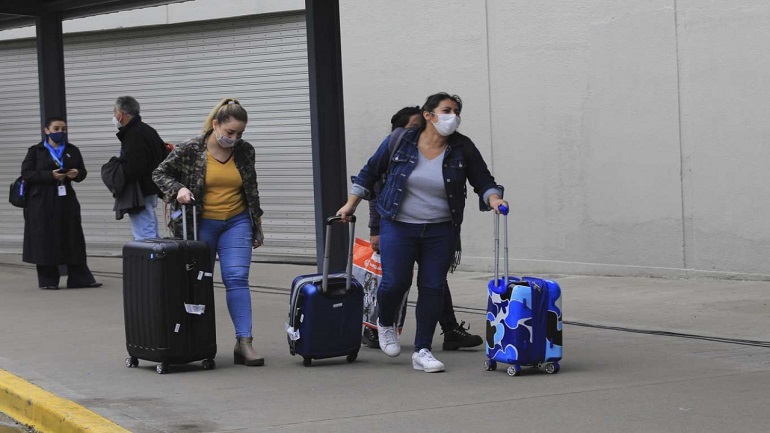 El Gobierno planea para septiembre la reapertura de las fronteras con Chile y Uruguay