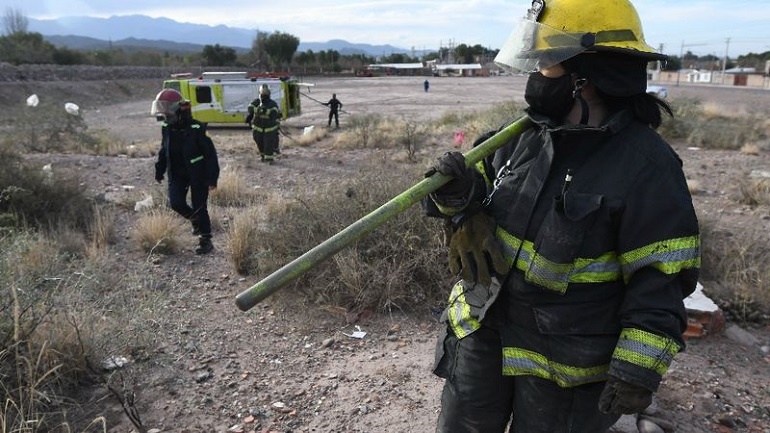 Mendoza lleva más de 50 días sin lluvias y no se esperan ni siquiera después del Zonda