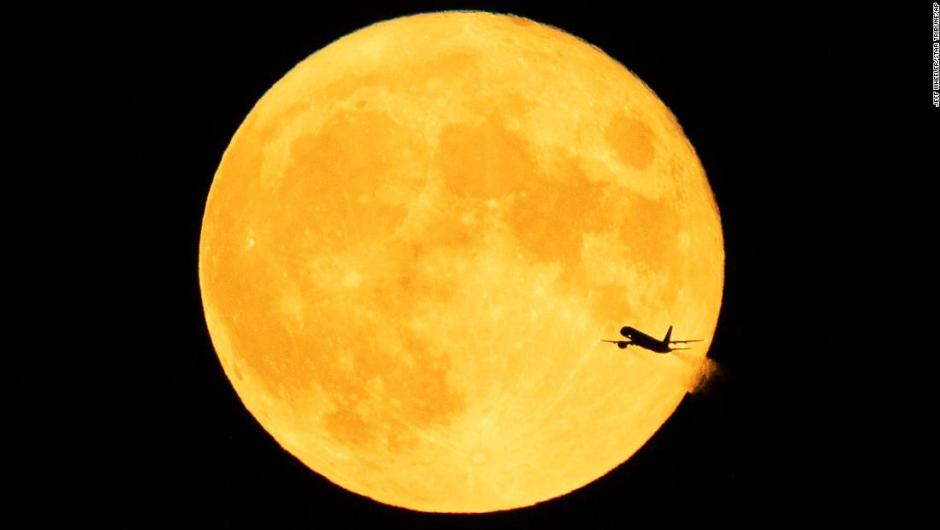 La mejor hora para ver la rara ‘luna azul’ de este 21-23 de agosto