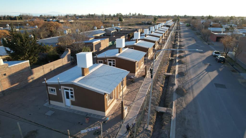 Con más de 1.600 viviendas licitadas, el Gobierno avanza con su plan habitacional