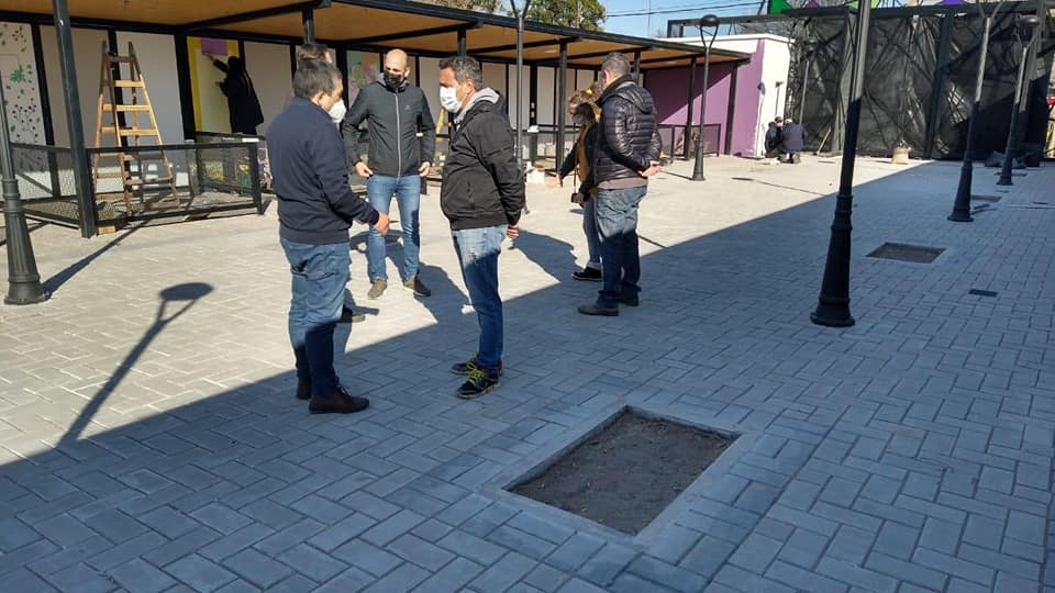 Artistas locales embellecieron con su arte el Mercado Municipal