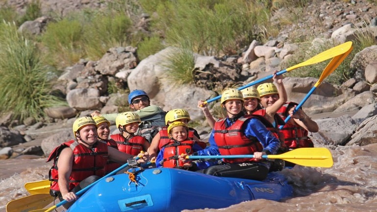 Vacacionar con dólares en Mendoza: más barato que otros destinos internacionales