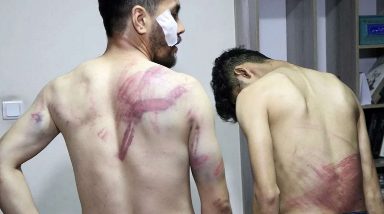 Afganistán: los talibanes detuvieron y golpearon brutalmente a dos periodistas que cubrían una manifestación