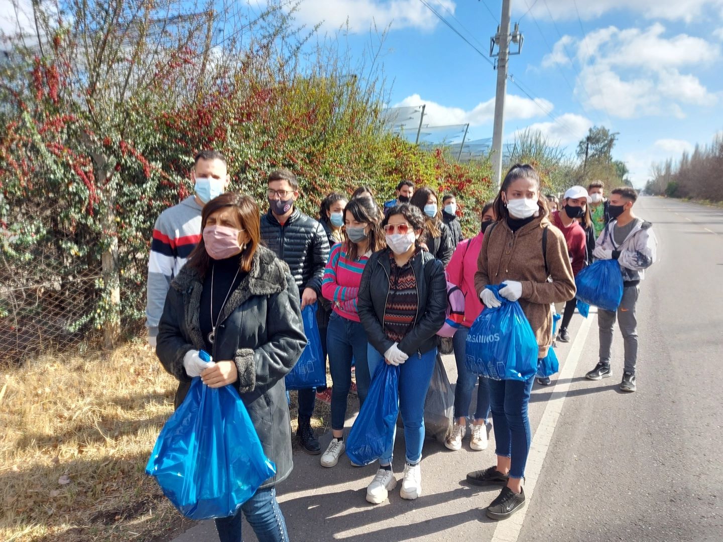 Los precandidatos de la lista 503A del FCM realizaron una actividad de plogging en nuestro departamento.