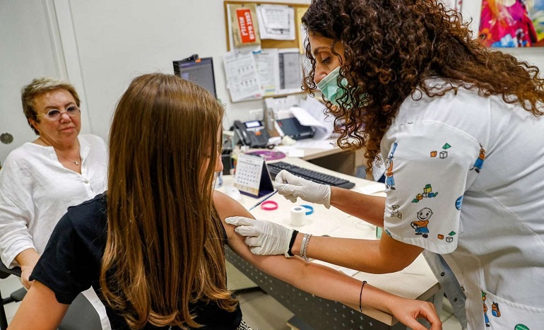 El Gobierno analiza iniciar la vacunación en niños de entre 3 y 11 años antes de fin de año: qué vacunas se podrían utilizar