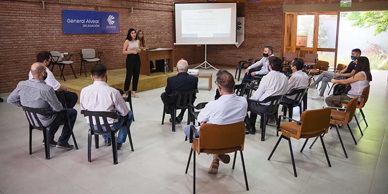 Se presentó el programa enlazados