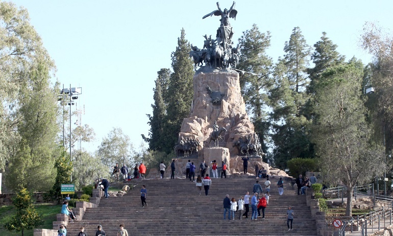 Semana Santa, a pleno: los turistas coparon Mendoza