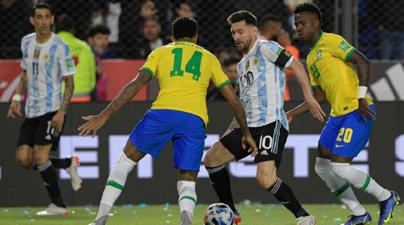 Argentina empató con Brasil y quedó cerca de Qatar 2022