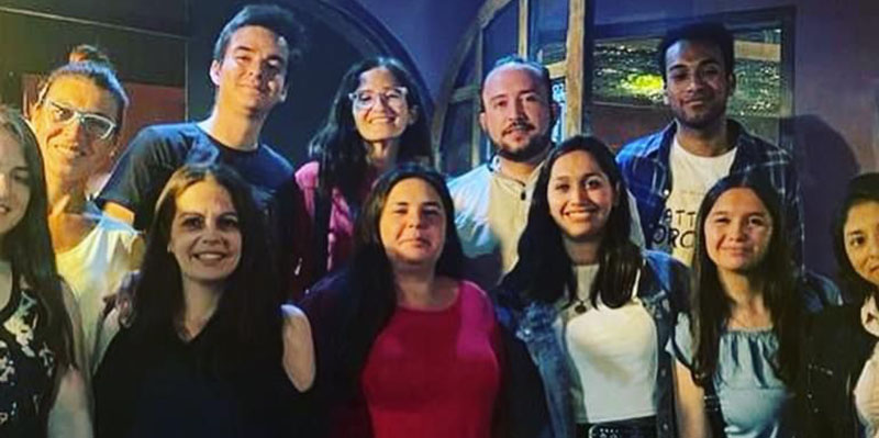 Alumnos de Ugacoop viajan hoy a Ecuador