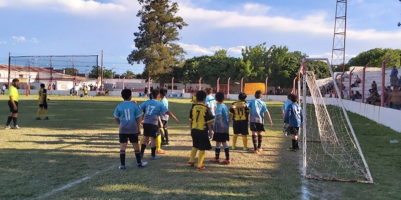 Más de 1300 niños participan del Torneo de Fútbol Infantil Naranjita
