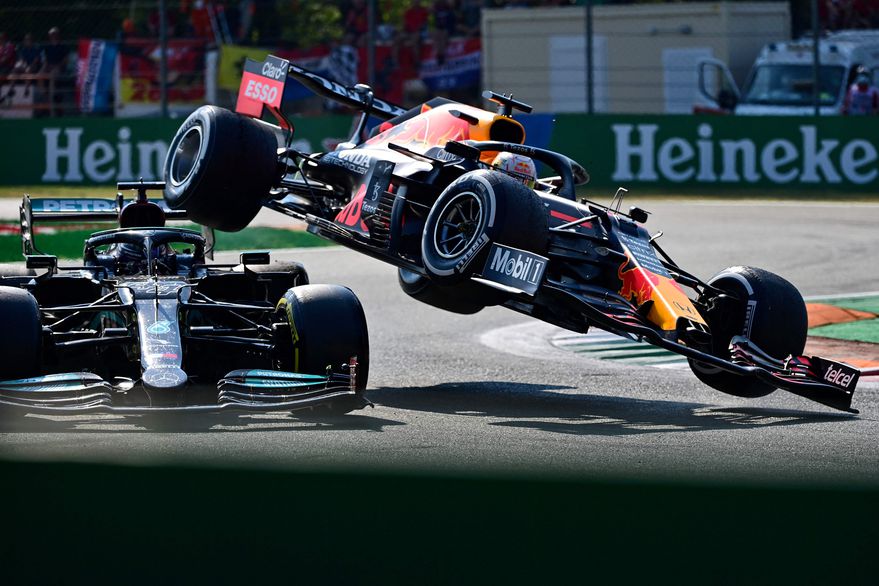 Fórmula 1. Lewis Hamilton y Max Verstappen fueron advertidos ante los rumores por acciones antideportivas en la carrera por el título
