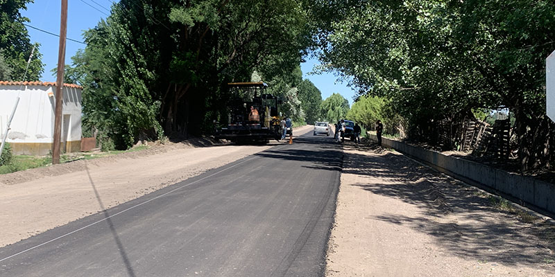 Avanza a buen ritmo el asfaltado de calle G y otras arterias del departamento