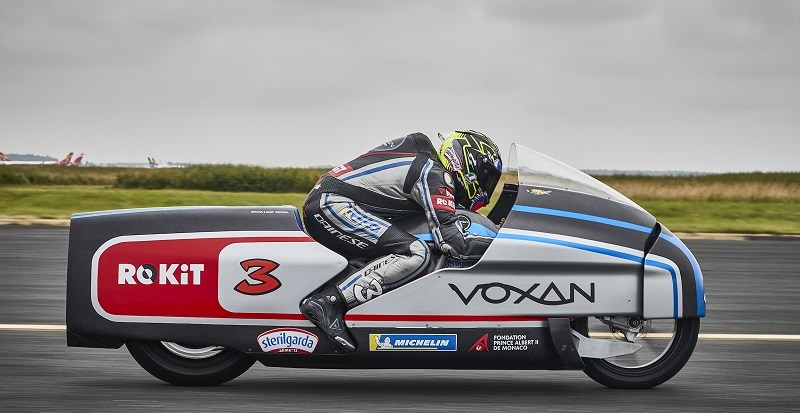 Una moto eléctrica supera los 460 km/h y establece un increíble nuevo récord