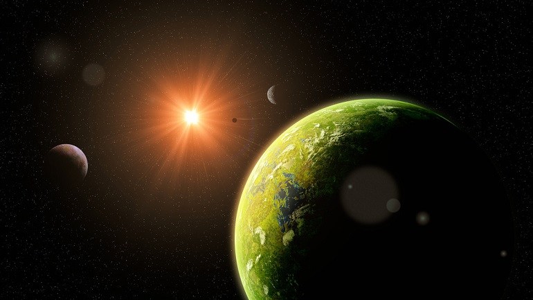 Descubren un excéntrico exoplaneta cuya temperatura varía de -80 °C a 100 °C cada 35 días y que podría albergar agua