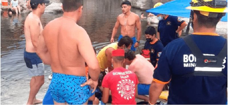 Mina Clavero: le pidió a su pareja que le sacara una foto haciendo un clavado y al salir del agua murió