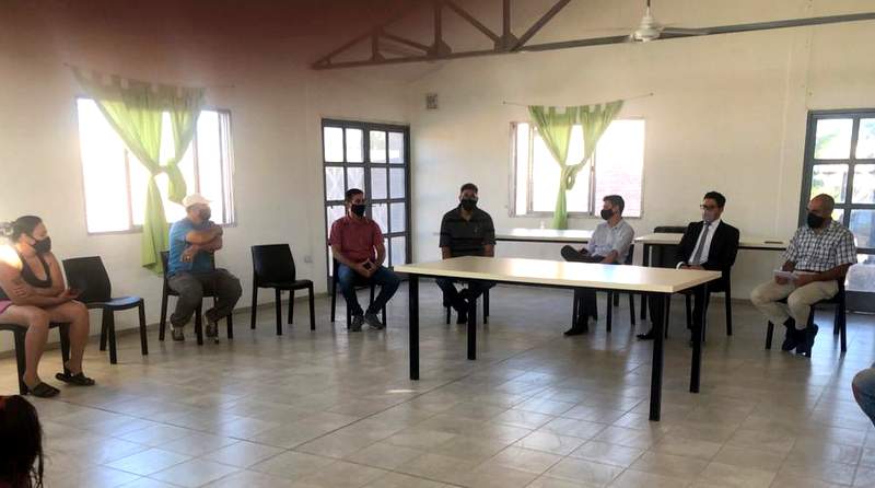 Reunión de seguridad en el Barrio Costa del Atuel